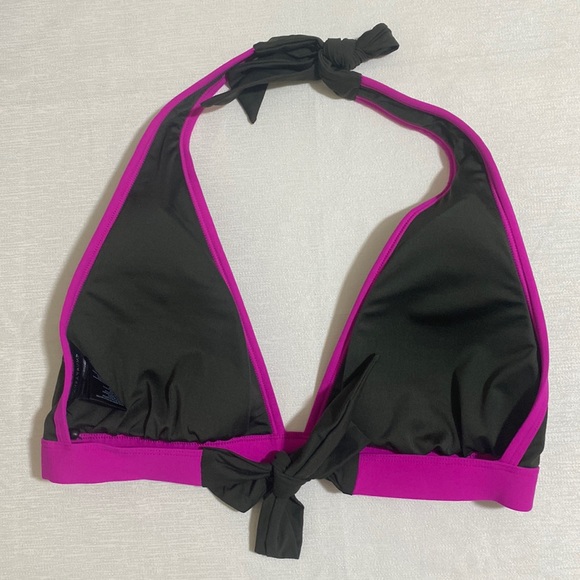 NWOT IVANKA TRUMP Women's Triangle Halter Bikini Top - Picture 2 of 3